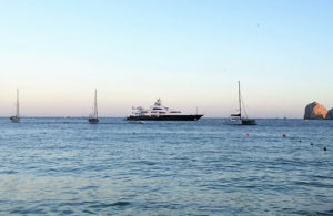 Dennis Washington Yacht, Cabo
