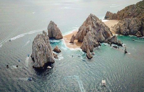 Famous Cabo arch with sand